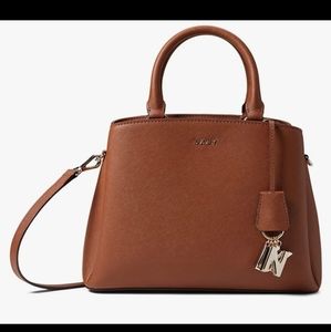 ‼️SOLD ‼️DKNY paige satchel